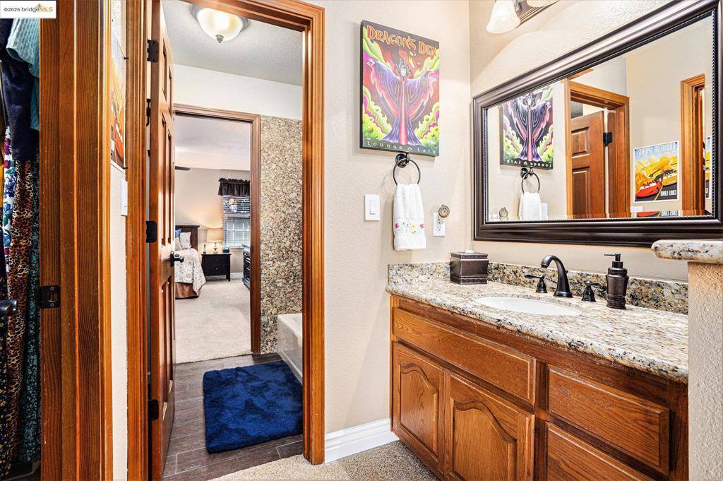 15 Madeira Ct, Oakley, CA 94561