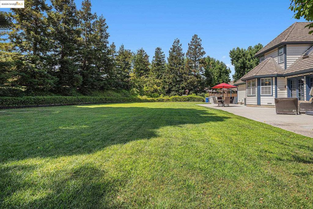 15 Madeira Ct, Oakley, CA 94561