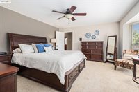 15 Madeira Ct, Oakley, CA 94561