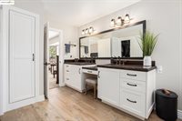 15 Madeira Ct, Oakley, CA 94561