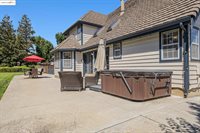 15 Madeira Ct, Oakley, CA 94561