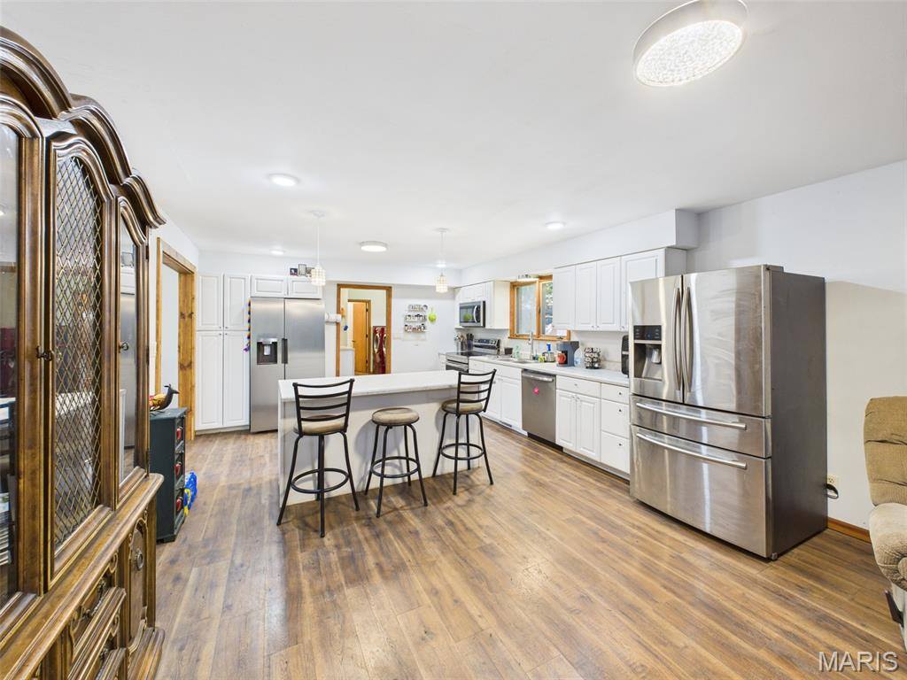 515 West James Boulevard, Saint James, MO 65559