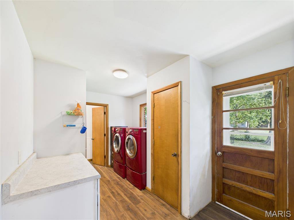 515 West James Boulevard, Saint James, MO 65559