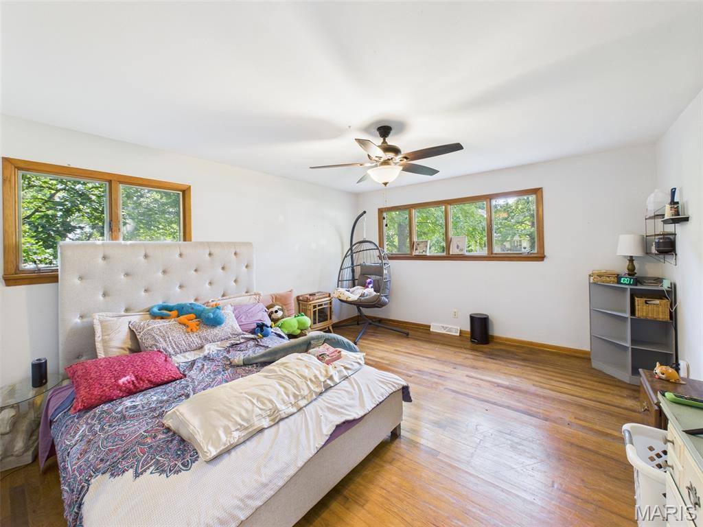 515 West James Boulevard, Saint James, MO 65559