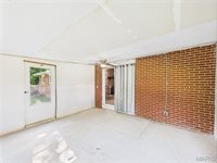 515 West James Boulevard, Saint James, MO 65559