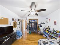 515 West James Boulevard, Saint James, MO 65559