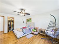 515 West James Boulevard, Saint James, MO 65559