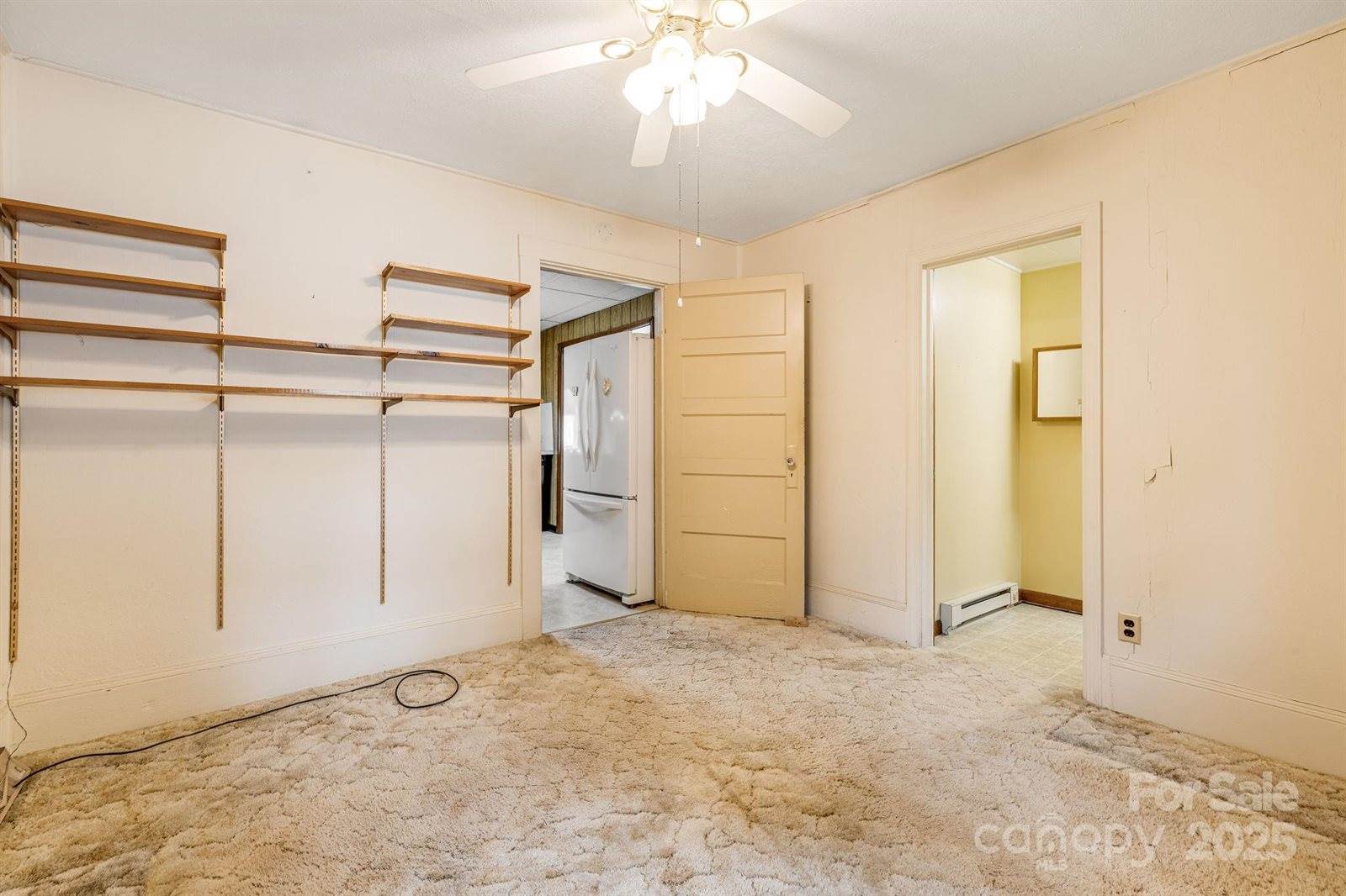 141 Macedonia Road, Asheville, NC 28804