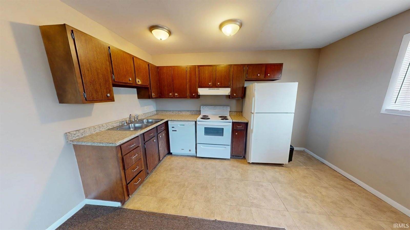 800-802 W North Street, Muncie, IN 47305