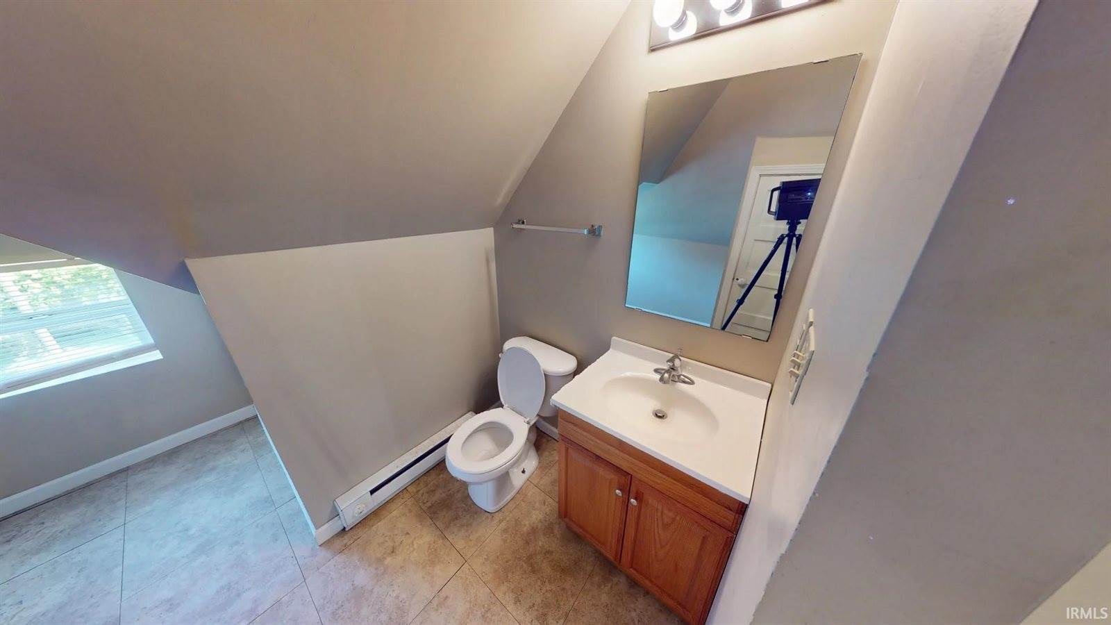 800-802 W North Street, Muncie, IN 47305