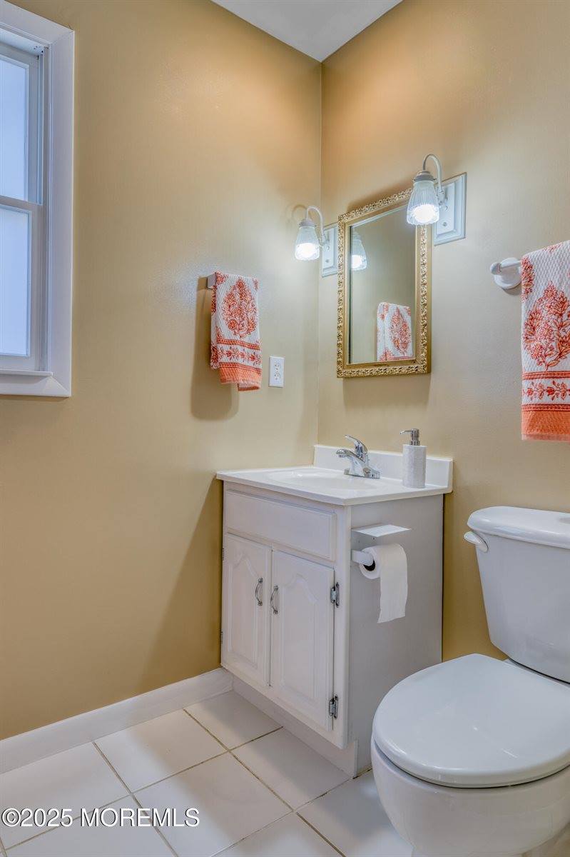 204 Anthony Avenue, Toms River, NJ 08753