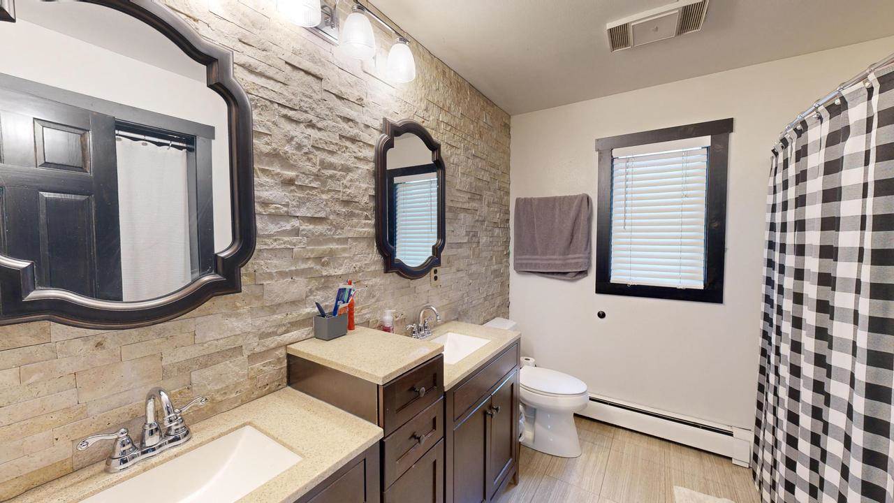 2930 Youngdale AVENUE, La Crosse, WI 54603