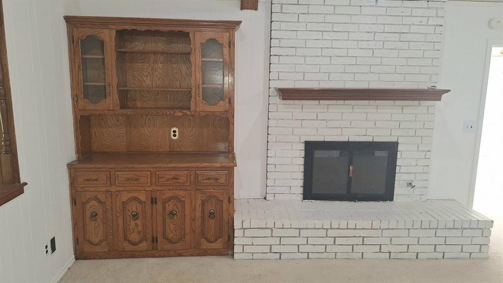 222 Mistletoe Drive, Richardson, TX 75081