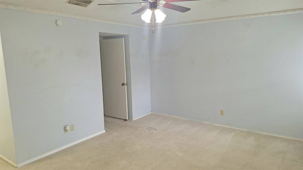 222 Mistletoe Drive, Richardson, TX 75081