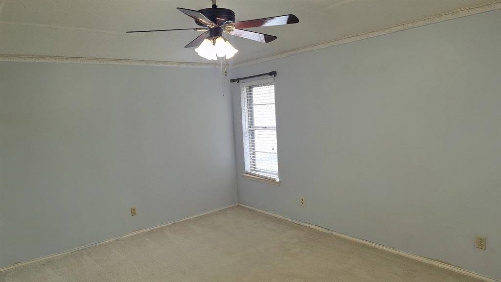 222 Mistletoe Drive, Richardson, TX 75081