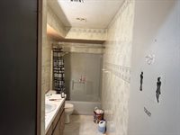 5704 Earl Dr Drive, Shawnee, OK 74804