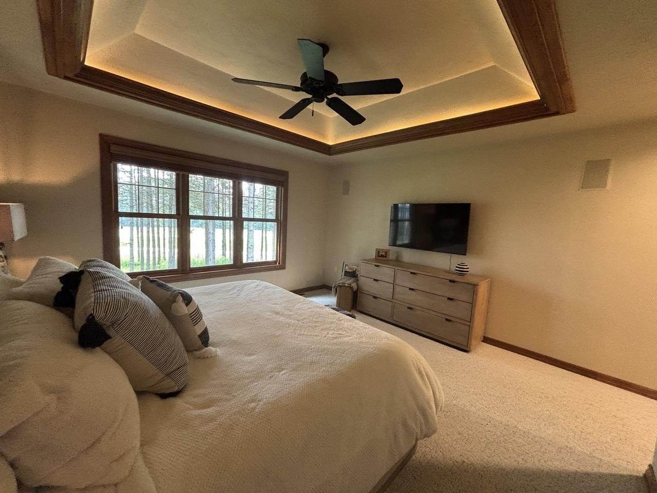 6948 Cobblestone Road, Egg Harbor, WI 54209