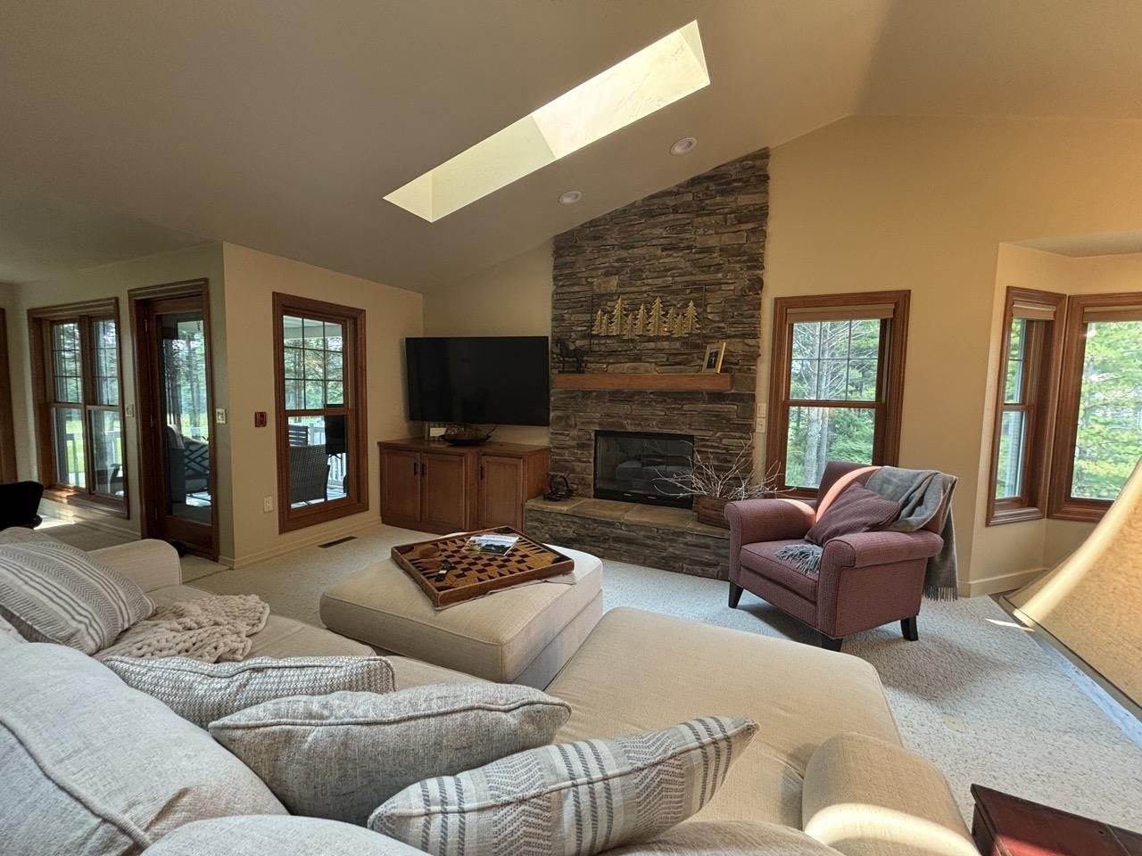 6948 Cobblestone Road, Egg Harbor, WI 54209