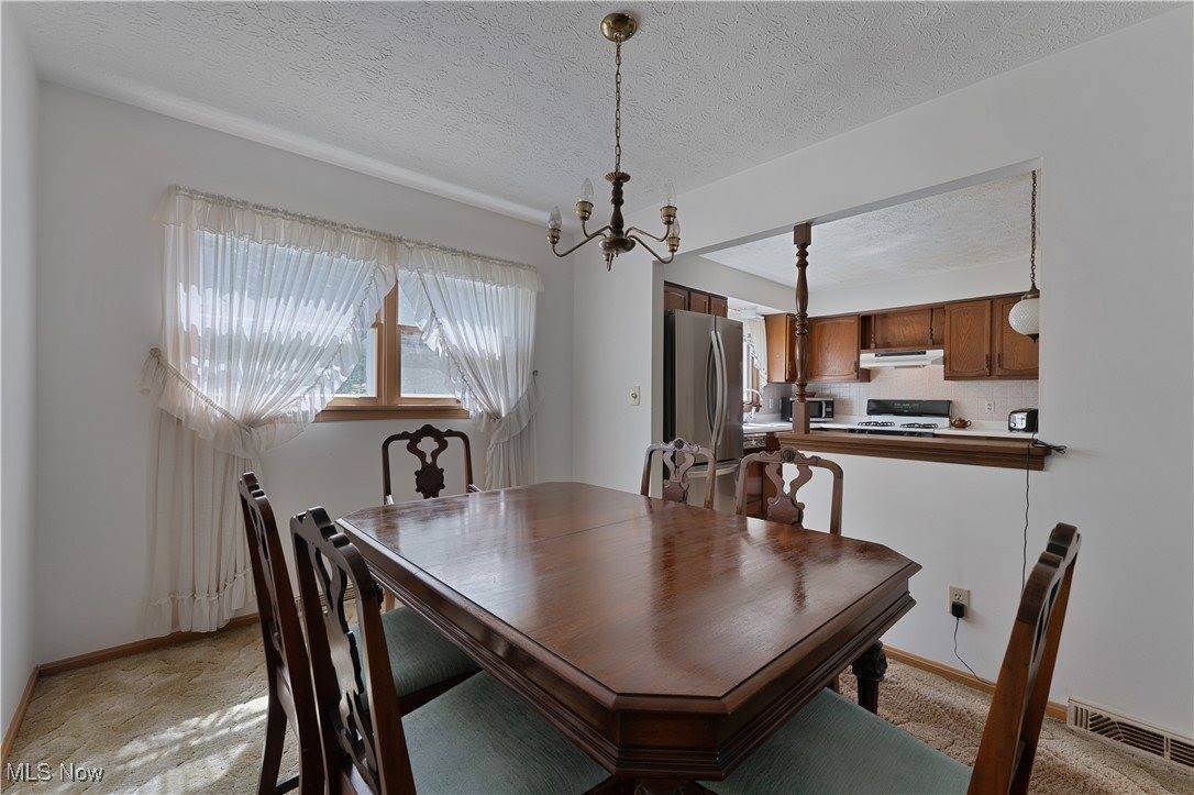 6791 Colleen Drive, Youngstown, OH 44512