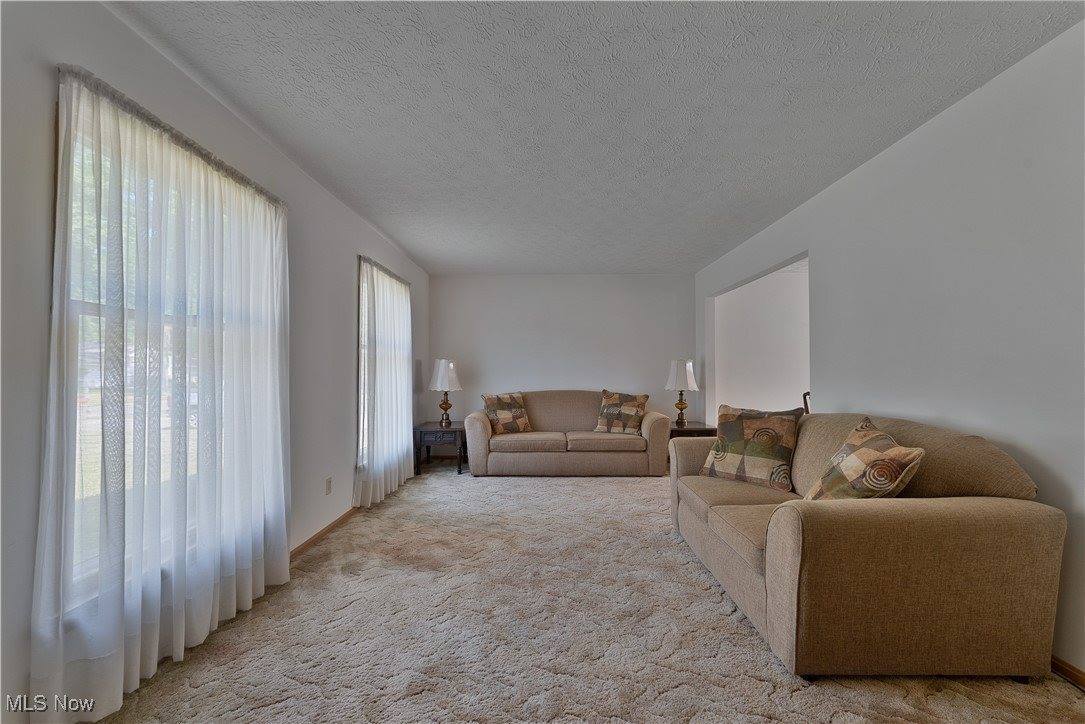 6791 Colleen Drive, Youngstown, OH 44512