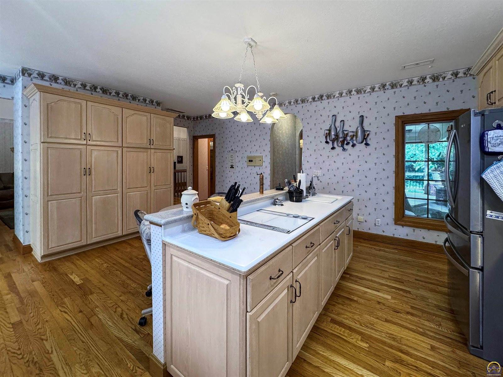 2721 SE Scorpio AVE, Topeka, KS 66605