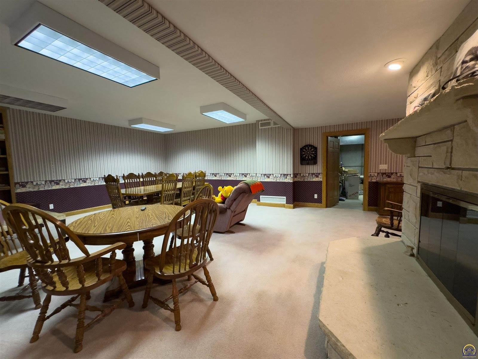 2721 SE Scorpio AVE, Topeka, KS 66605