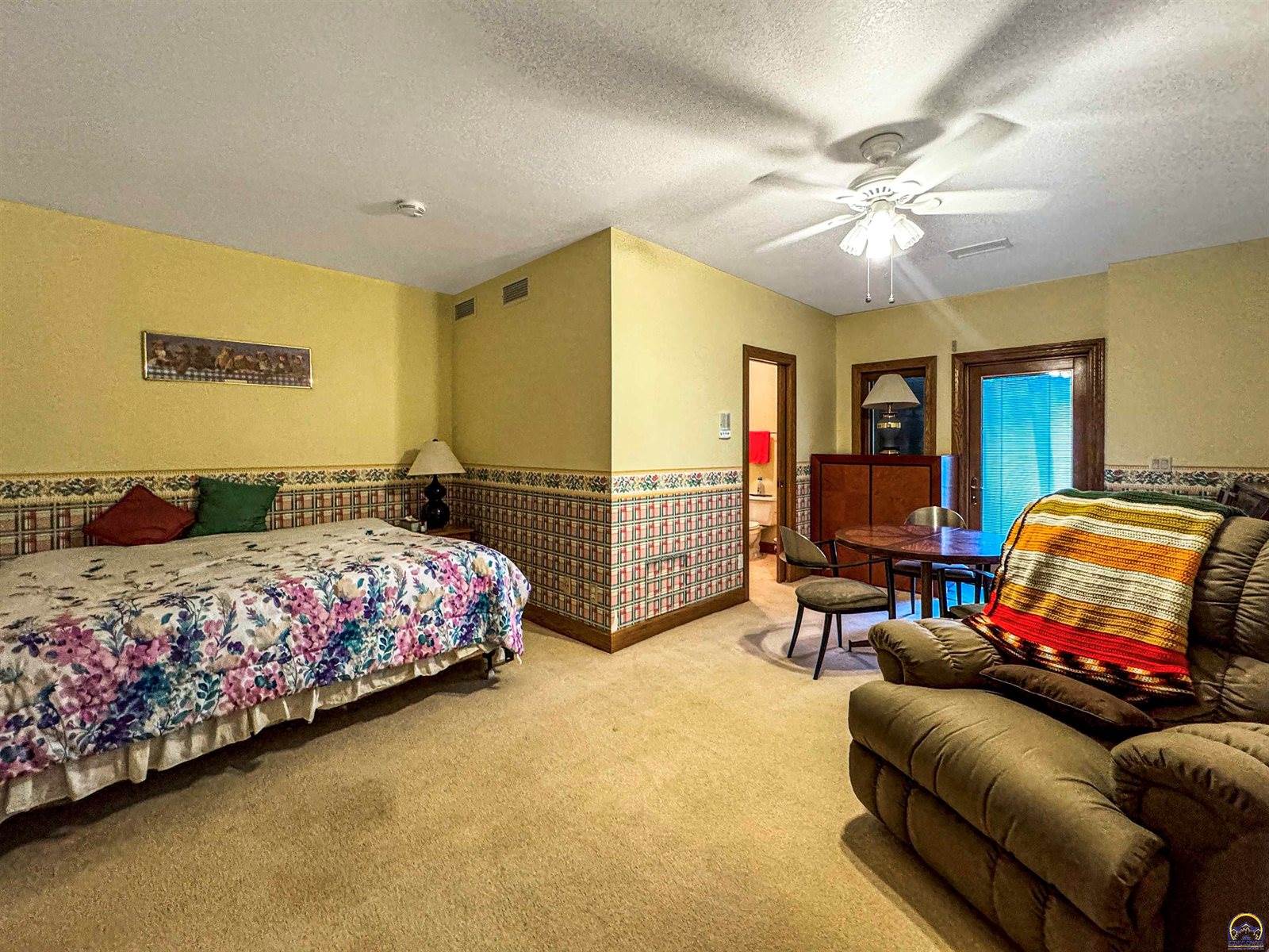 2721 SE Scorpio AVE, Topeka, KS 66605