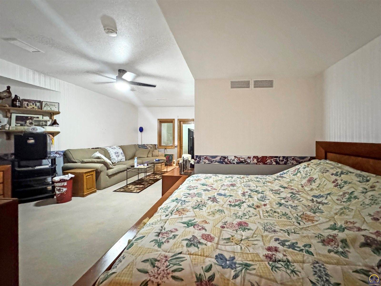 2721 SE Scorpio AVE, Topeka, KS 66605