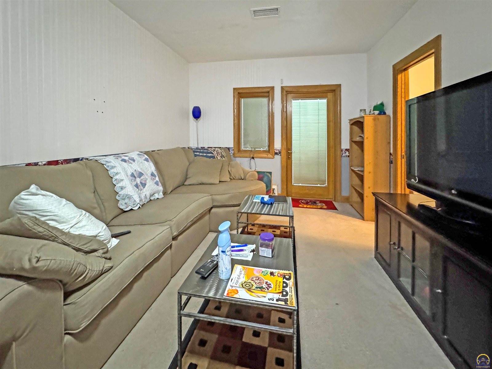 2721 SE Scorpio AVE, Topeka, KS 66605