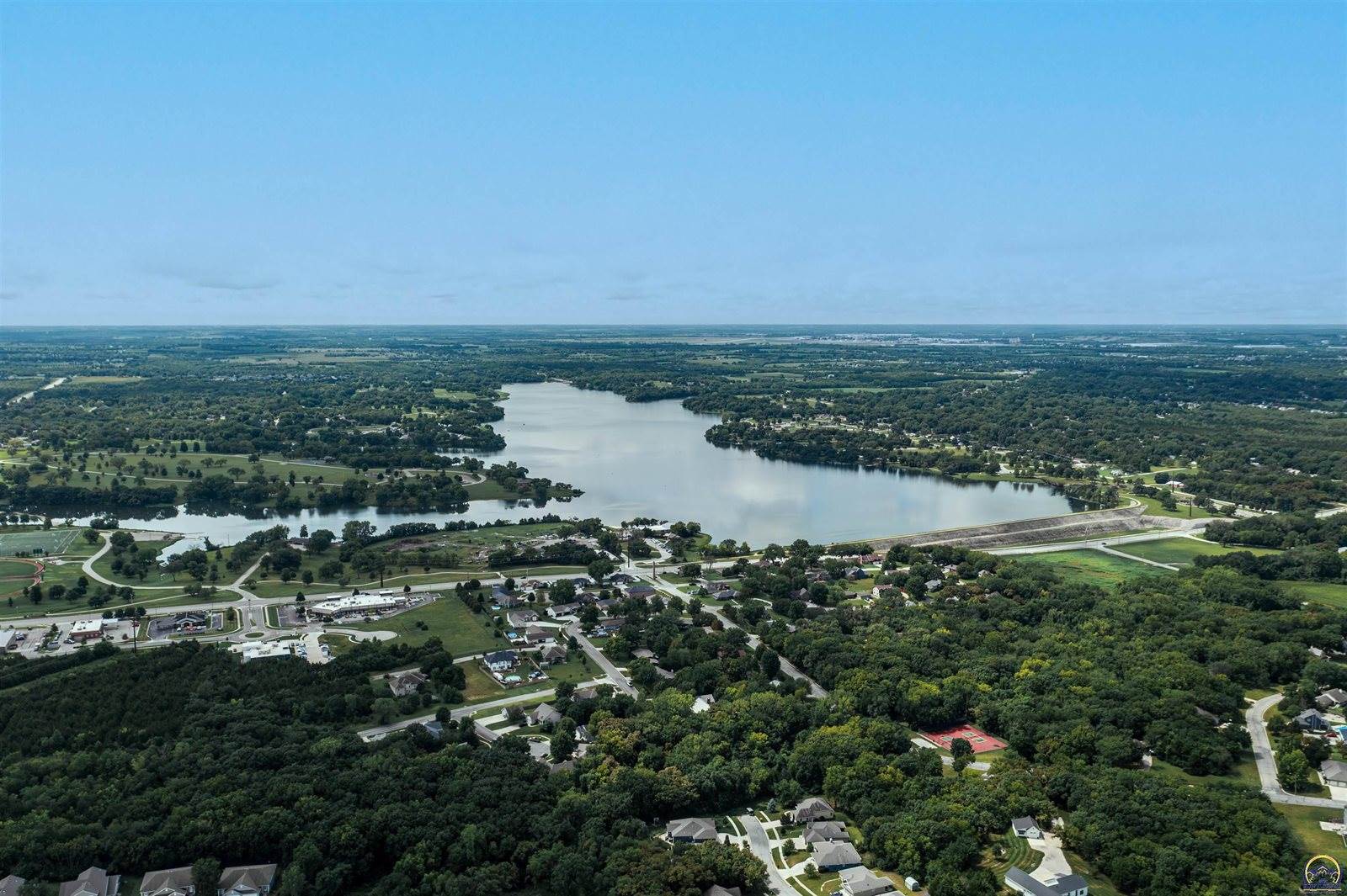 2721 SE Scorpio AVE, Topeka, KS 66605