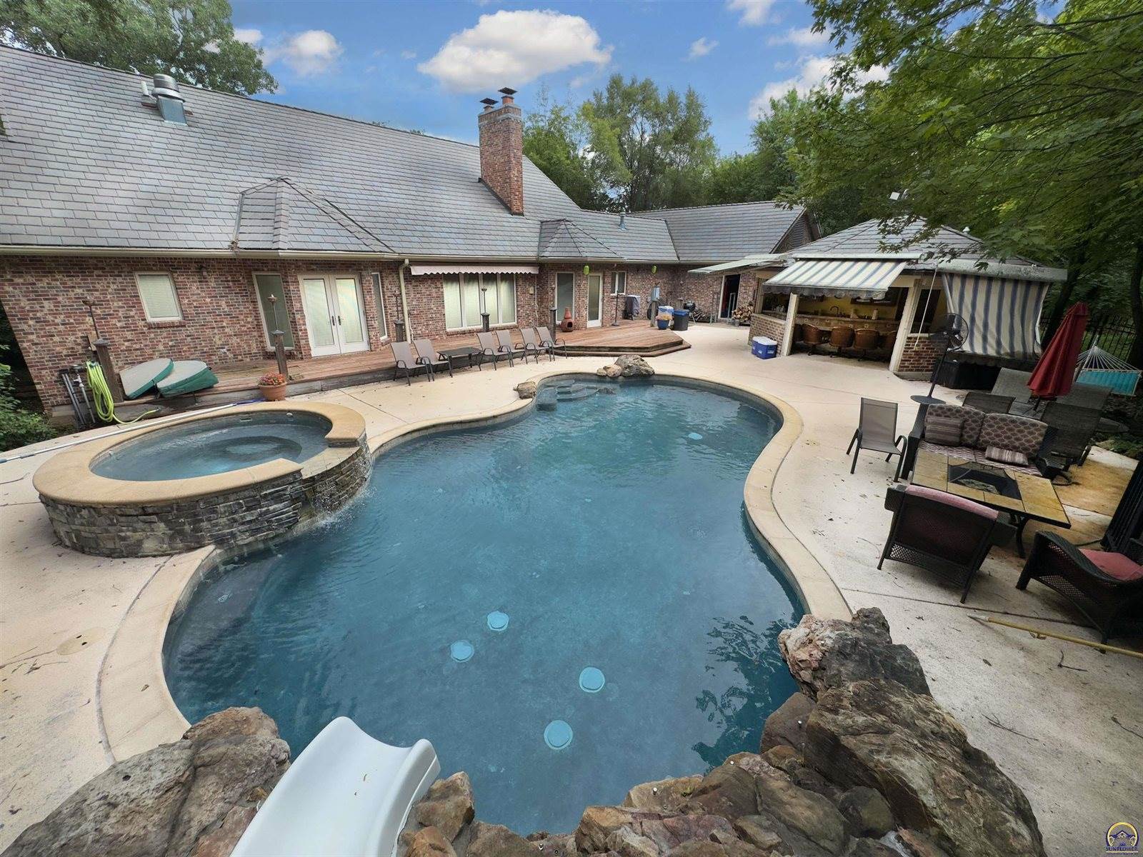 2721 SE Scorpio AVE, Topeka, KS 66605