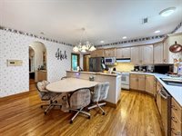 2721 SE Scorpio AVE, Topeka, KS 66605