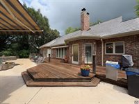 2721 SE Scorpio AVE, Topeka, KS 66605