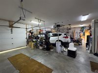 2721 SE Scorpio AVE, Topeka, KS 66605