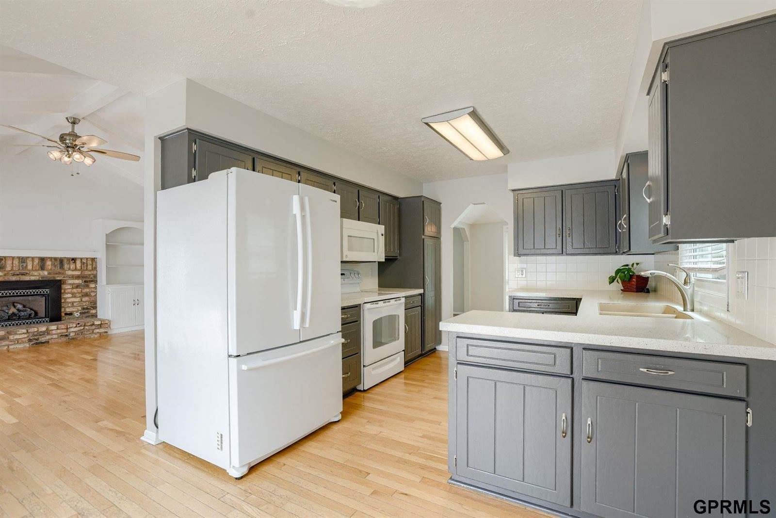 628 North 151 Circle, Omaha, NE 68154