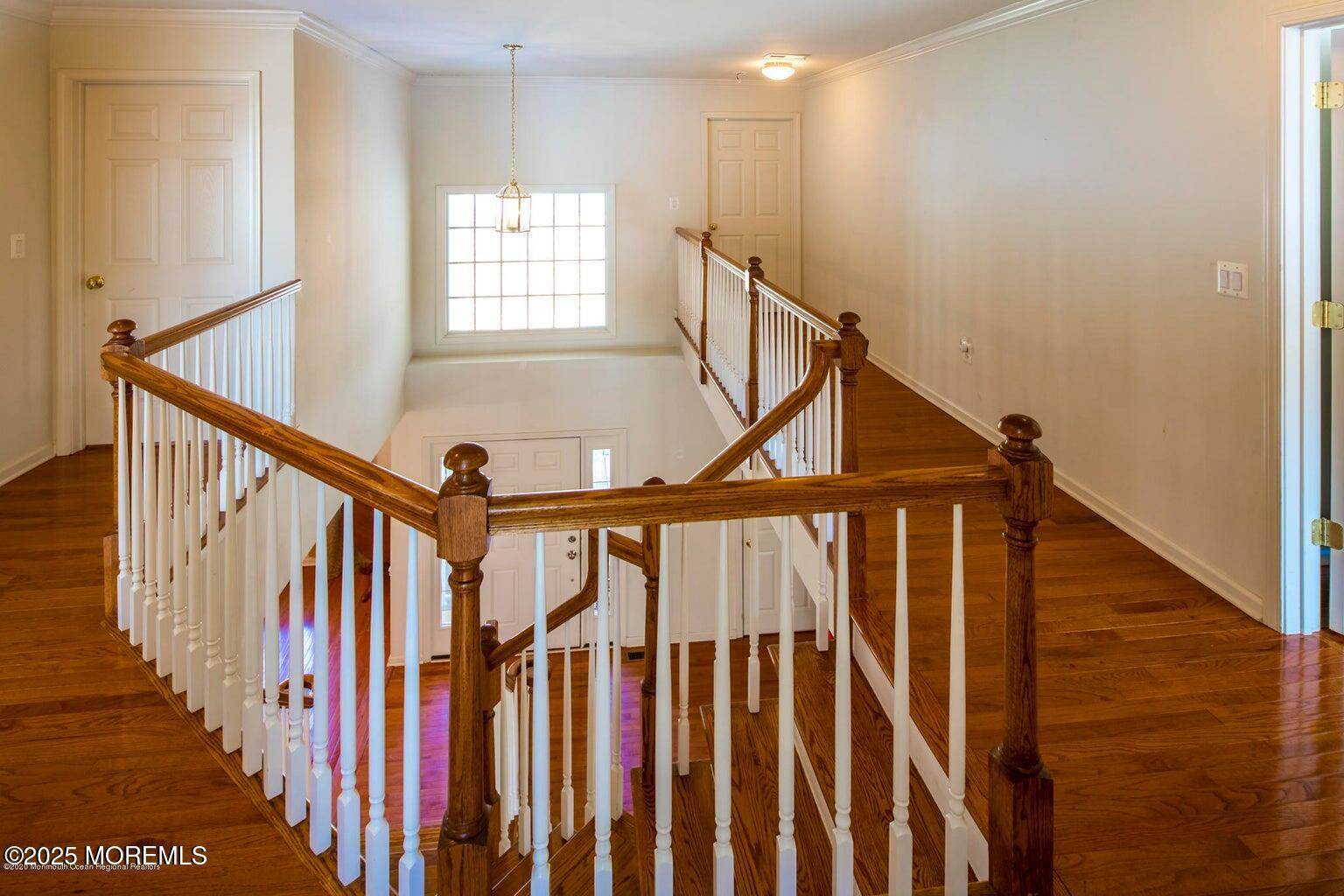 27 Brittany Court, Atlantic Highlands, NJ 07716