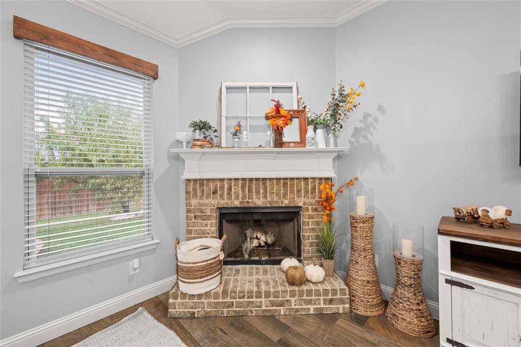 1200 Roping Reins Way, Fort Worth, TX 76052