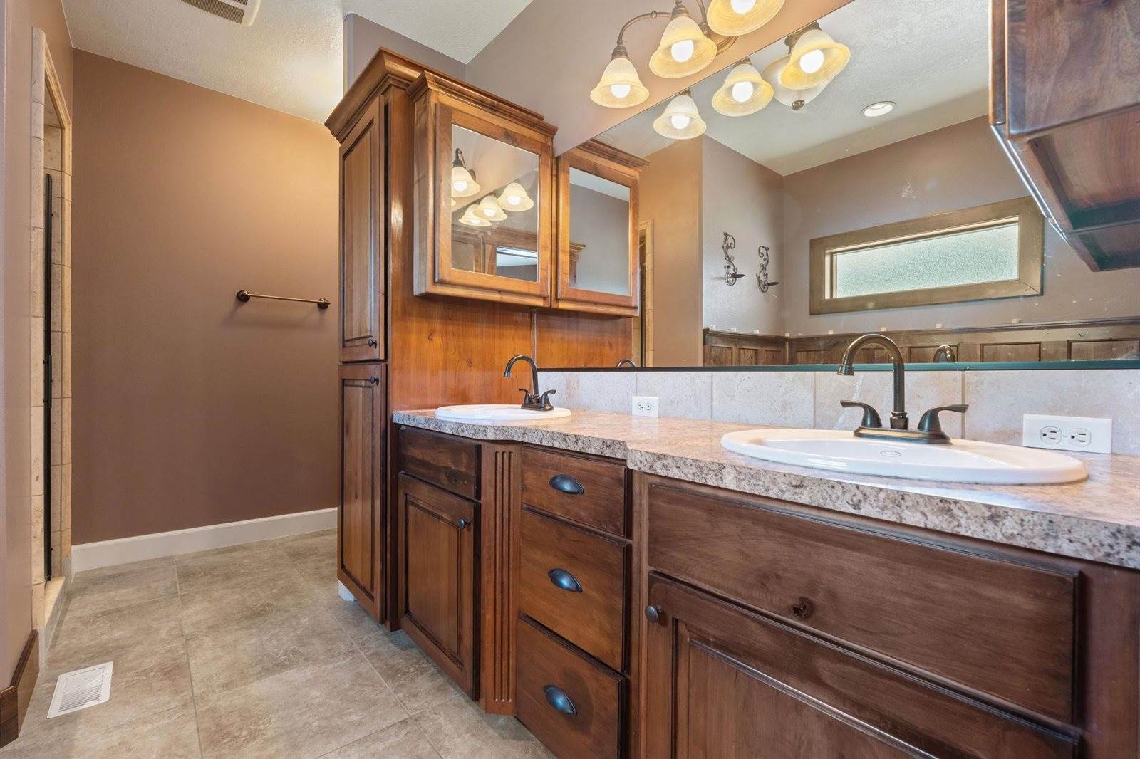 183 W 265 N, Blackfoot, ID 83221