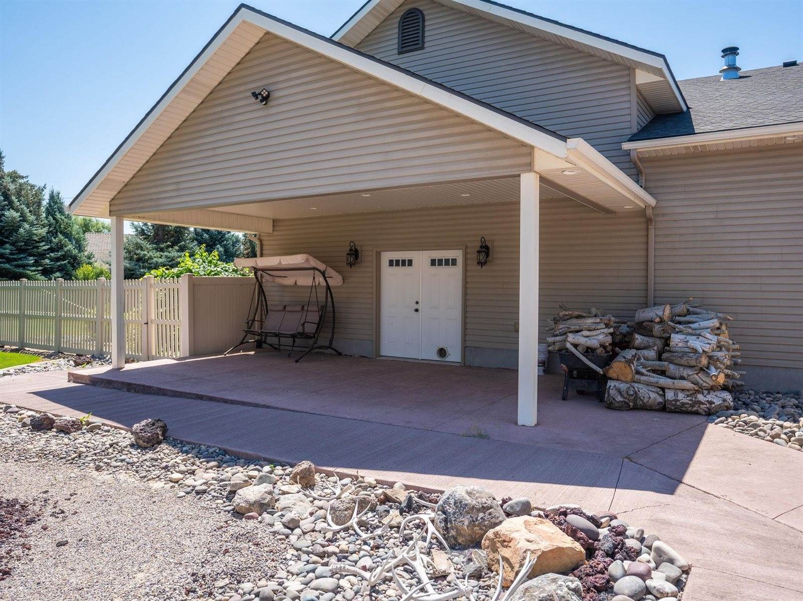 183 W 265 N, Blackfoot, ID 83221