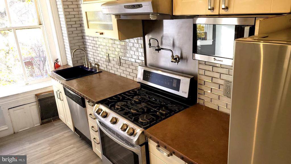 1701 Linden Avenue, #2B, Baltimore, MD 21217