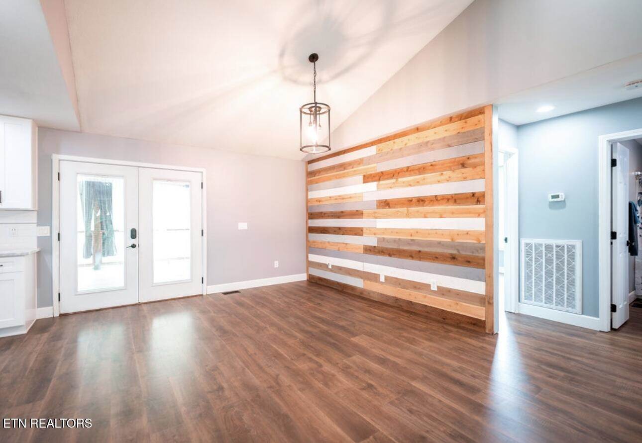 630 Peach Orchard Rd, Andersonville, TN 37705