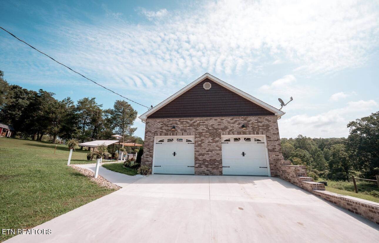 630 Peach Orchard Rd, Andersonville, TN 37705