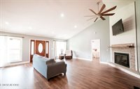 630 Peach Orchard Rd, Andersonville, TN 37705