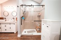 630 Peach Orchard Rd, Andersonville, TN 37705