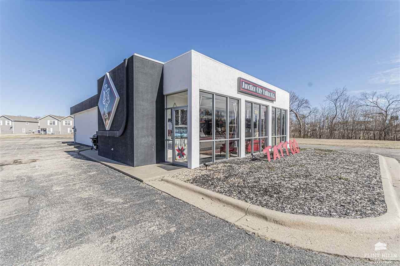 232 West 18th Street, Junction City, KS 66441