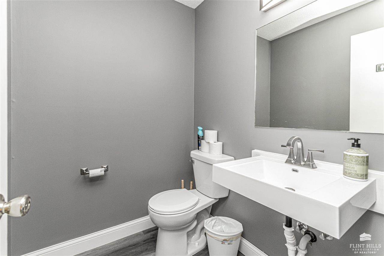 1030 Southwind Drive, Junction City, KS 66441