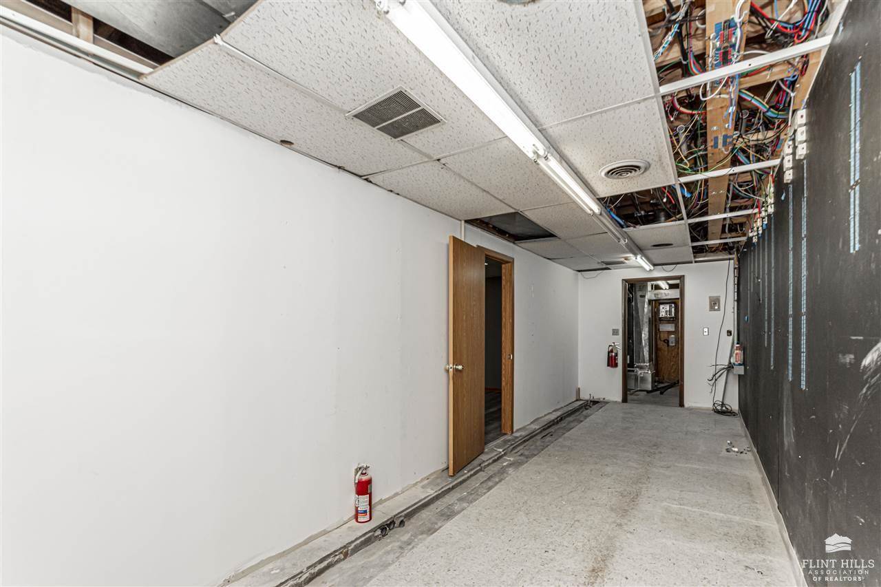 1030 Southwind Drive, Junction City, KS 66441