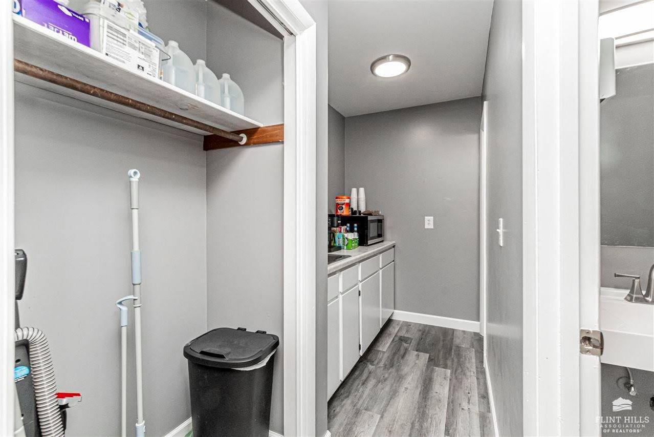 1030 Southwind Drive, Junction City, KS 66441