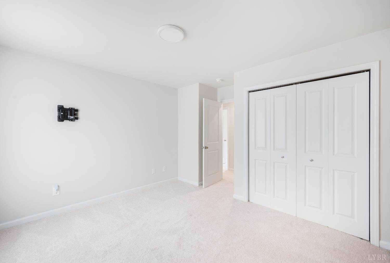 33 Treasure Court, Rustburg, VA 24588