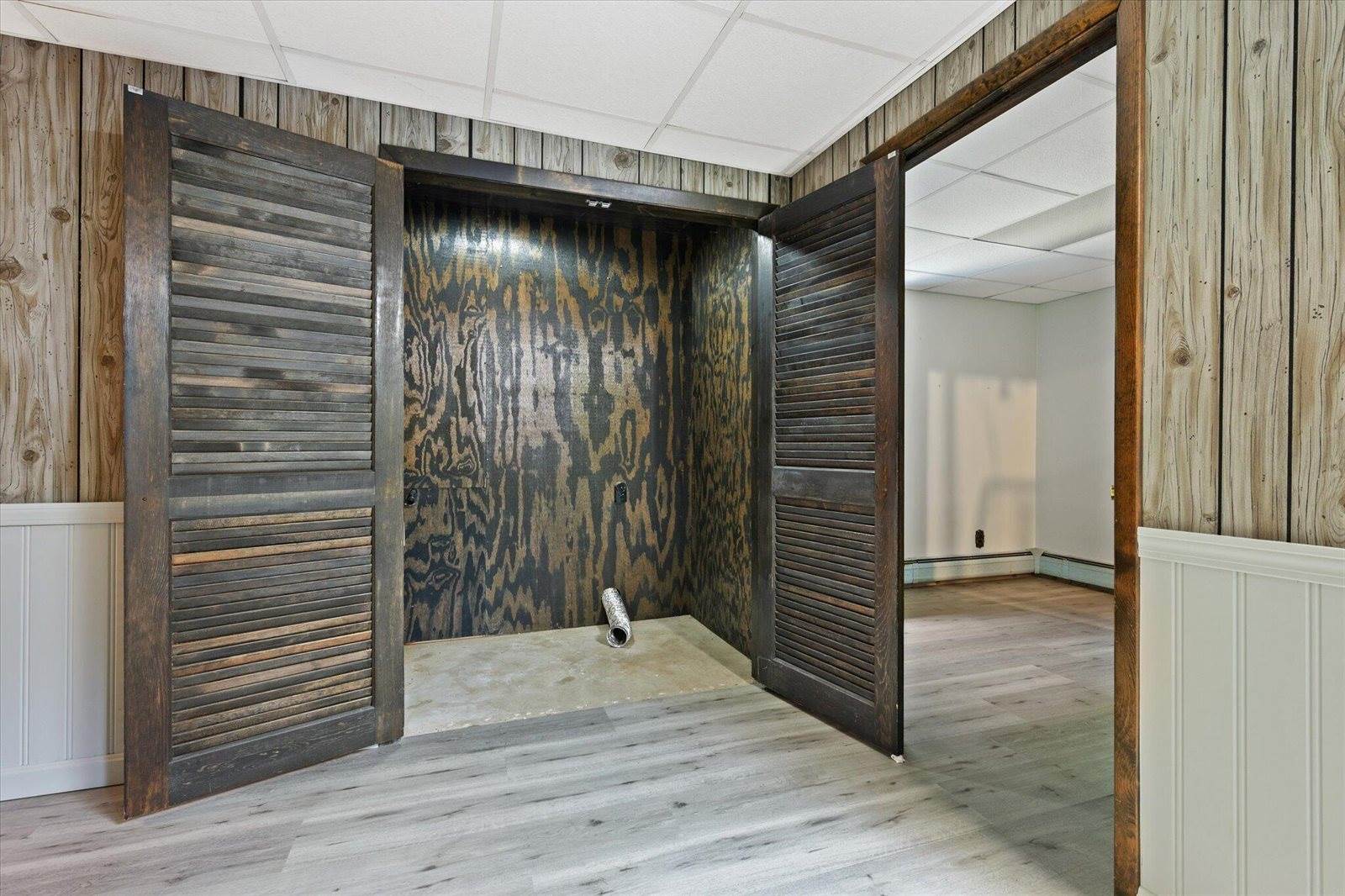 49 Curtis Lane, Milford, ME 04461